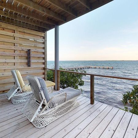Thatch Caye Resort A Muy'Ono Resort Hopkins Exteriör bild