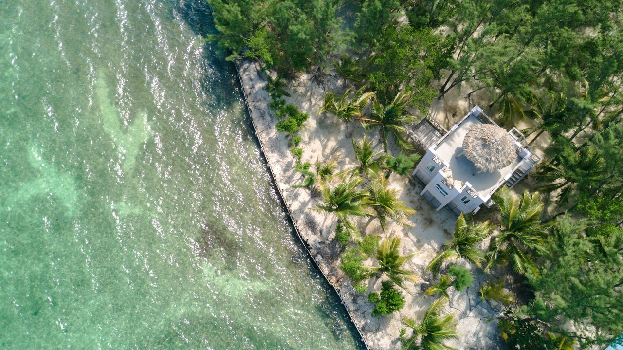 Thatch Caye Resort A Muy'Ono Resort Hopkins Exteriör bild