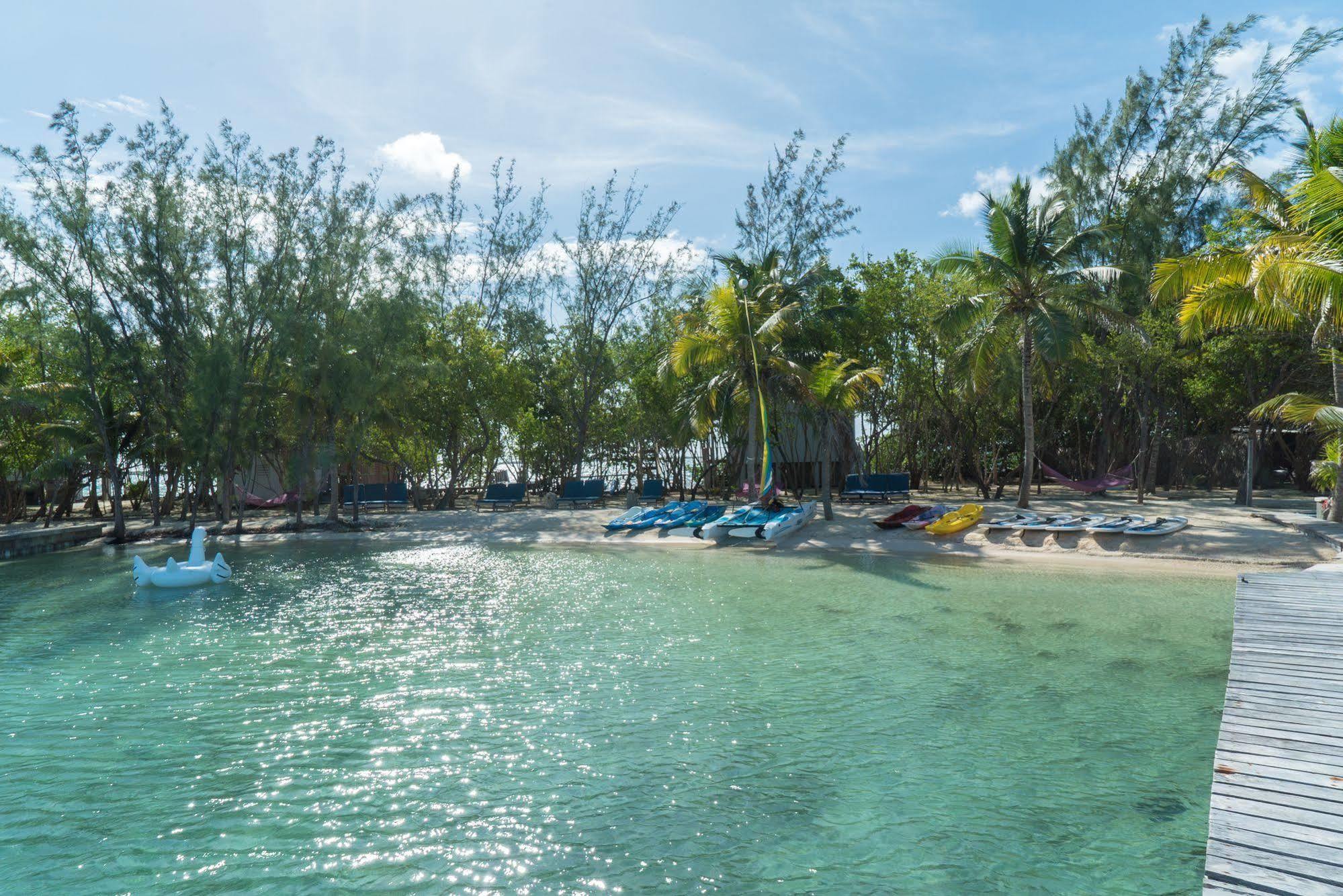 Thatch Caye Resort A Muy'Ono Resort Hopkins Exteriör bild