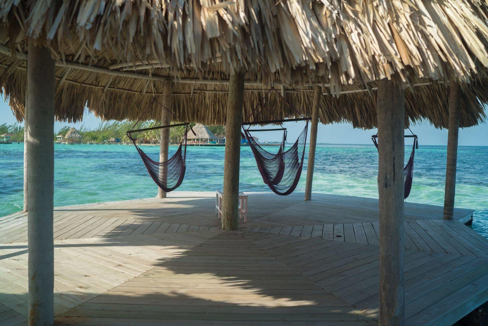 Thatch Caye Resort A Muy'Ono Resort Hopkins Exteriör bild